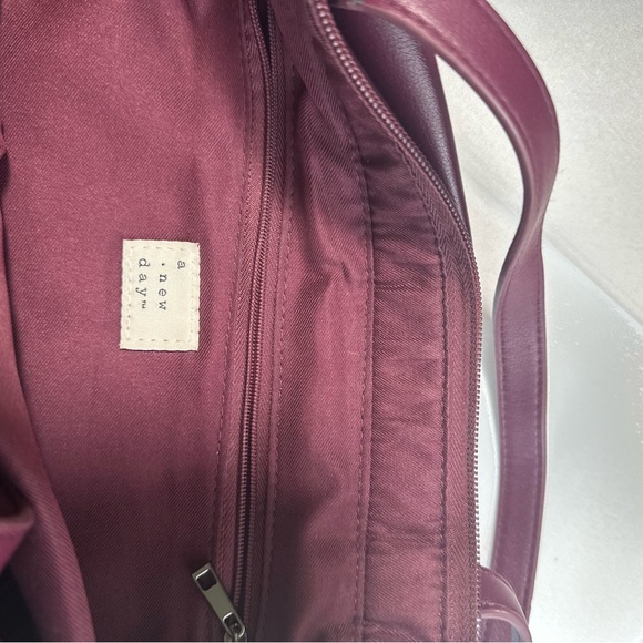 A New Day tote - Picture 4 of 8